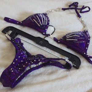 NPC figure competition suit